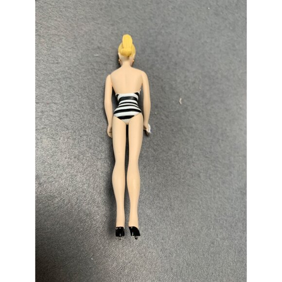 1994 Hallmark Keepsake Barbie Ornament Black & White Swimsuit Handcrafted Collec - Picture 2 of 5